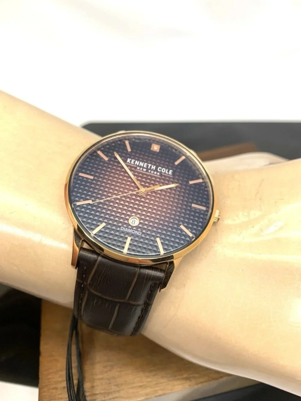 Kenneth Cole Men's Watch Brown Dial Rose Gold Tone Case Leather Strap 42mm